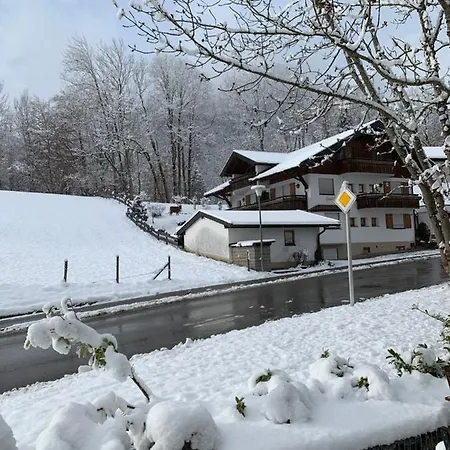 Apartment Alpenlaendischer Chic Oberstdorf